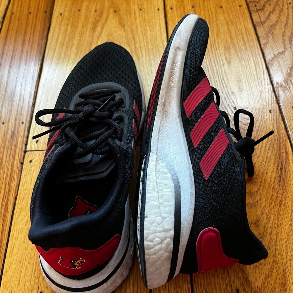 Adidas Louisville Cardinals Black and Red Athletic Shoes, US size 7
